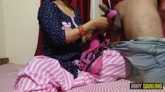 Indian Attractive Bitch wifey nailed by man's shop servant at her home, Taboo affair with stepaunt
