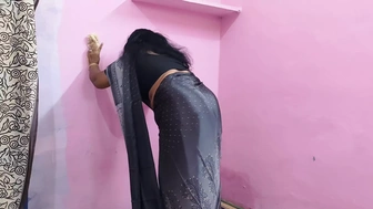 Aunty was cleaning the wall of my house and I went bum her and hugged her and inserted my rod into her cunt and had sex w