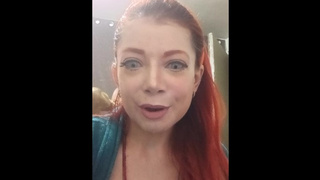 Naomi Kia have a message for you! Smoking bizarre redhair gamer whore