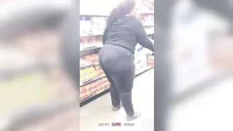 Sexy Ebony BBW in Family Dollar